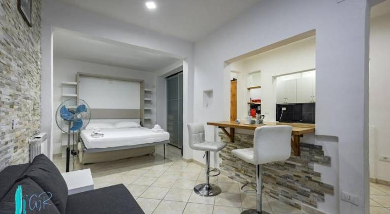Apartment | Close to Piazza De Ferrari — photo 2