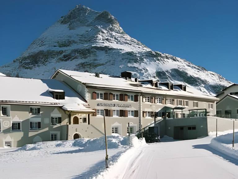 Gasthaus & Hotel Berninahaus in Pontresina