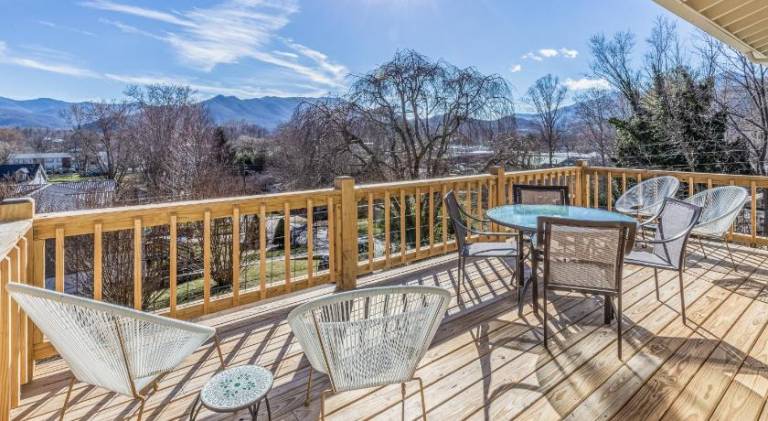 House | Pets are welcome in Wayne, NC