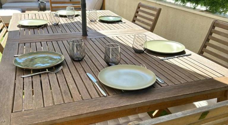 Fully equipped wonderful rental apartment with terrace | Next to Russian Orthodox Cathedral | Good for workation | Pets allowed — photo 3