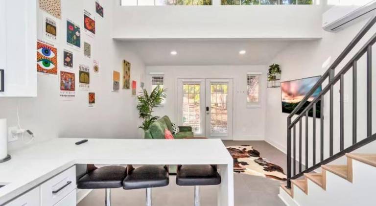 Big vacation home with pool, terrace & yard | Perfect for remote work | Pets are welcome — photo 4