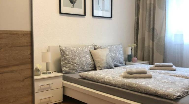 Rental apartment with 2 rooms for 6 persons in Saarbrücken