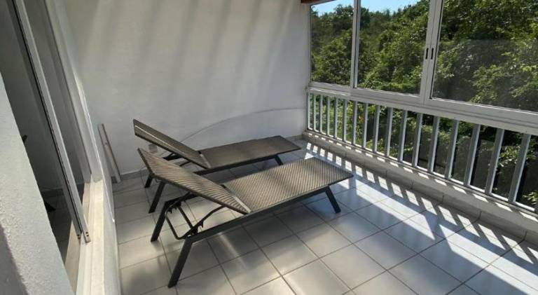 Vacation home with pool — photo 3