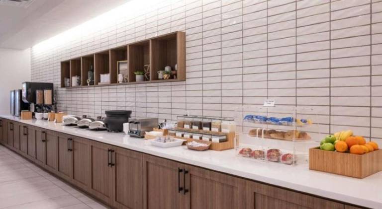 SpringHill Suites by Marriott Baltimore Downtown Convention Center Area — photo 4