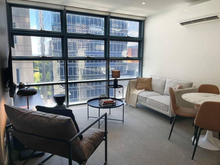 Modern and Elegant 1BD Apartment in the CBD