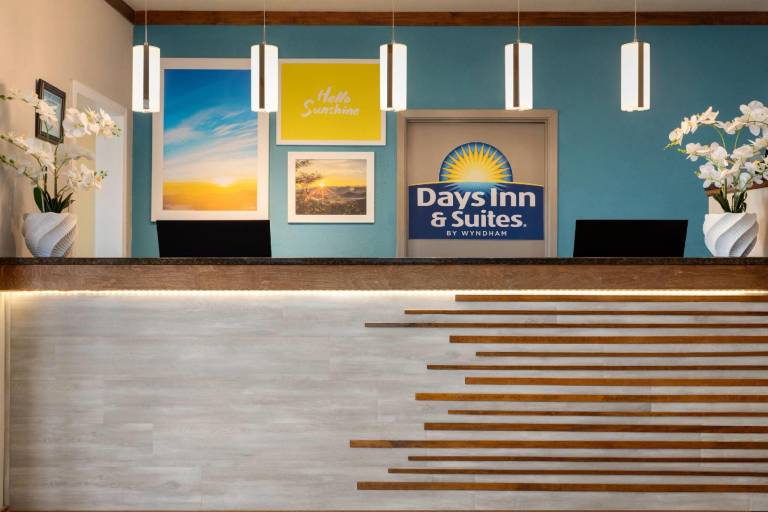 Days Inn by Wyndham Suites Fredericksburg — photo 3