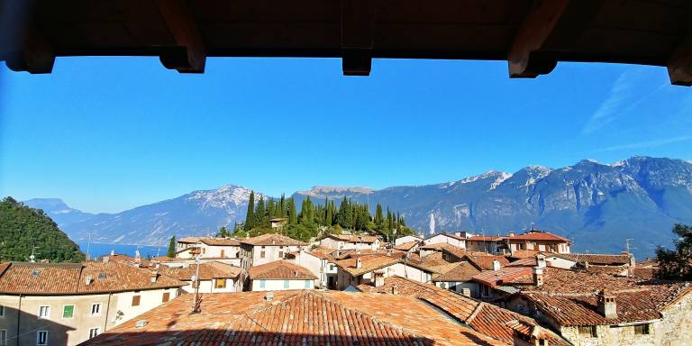 Holiday apartment with terrace | City view — photo 2