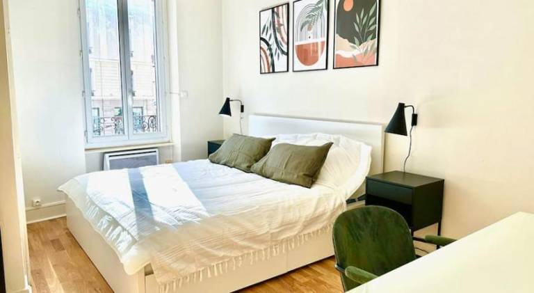 Holiday apartment with 1 room for 2 persons in Lyon