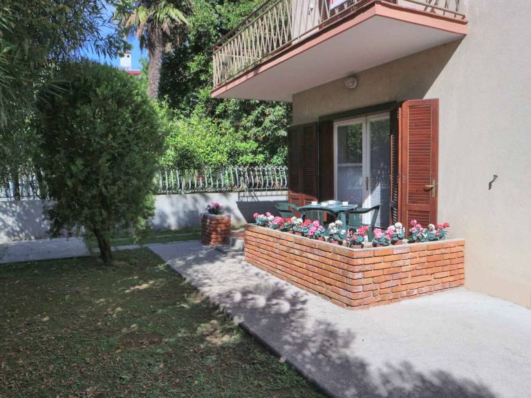 Holiday apartment with yard | Close to the beach | Pet-friendly — photo 2