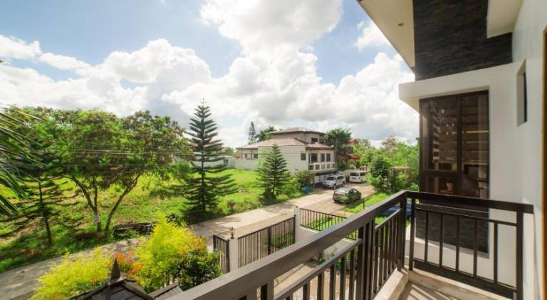 House with 6 rooms for 15 persons — photo 4
