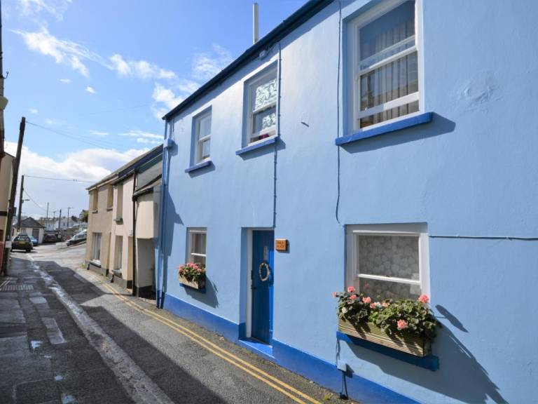 Cottage with garden in Bideford