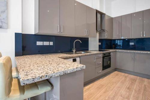 Apartment Weybridge