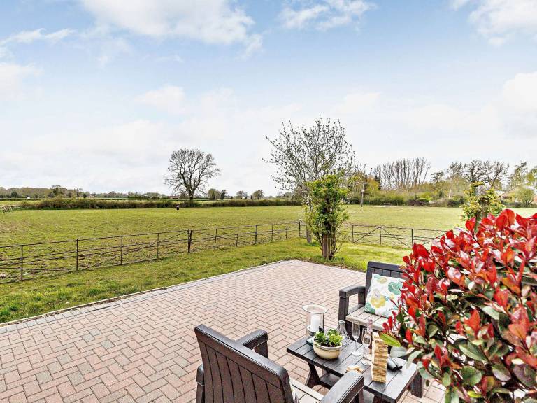Cottage  Garvestone