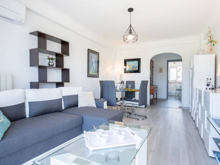 Holiday apartment with terrace | Sea view — photo 2