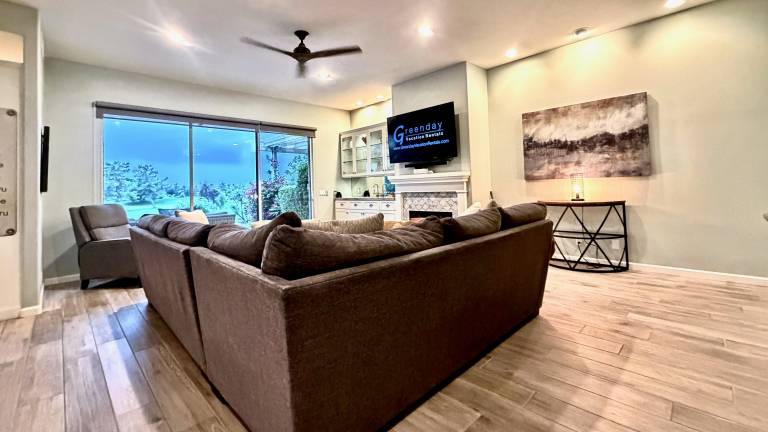 Mirage Oasis 3BR Retreat with Private Pool & Jaw-Dropping Views – a Greenday property! — photo 3