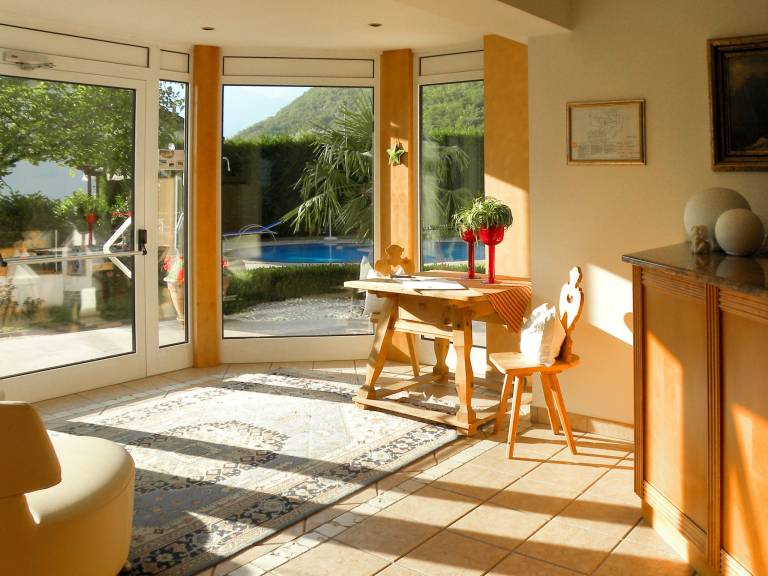 Holiday apartment with sauna, pool & hot tub | Mountain view — photo 5