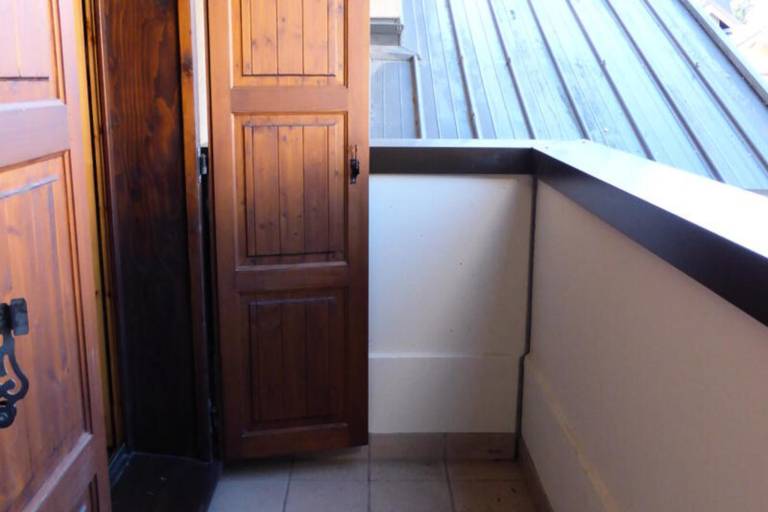 Rental apartment with 2 rooms for 6 persons — photo 3