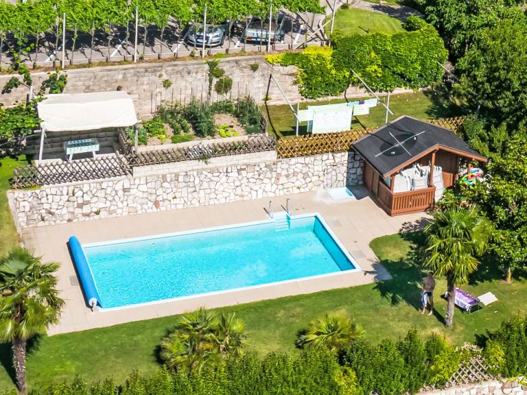 Ferienwohnung in Rungg, Trentino-Südtirol für max. 2 Personen Ferienwohnung in Rungg, Trentino-Südtirol für max. 2 Personen