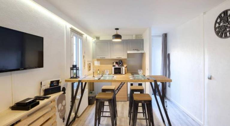 Beautiful holiday apartment | Pets are welcome in Fontainebleau