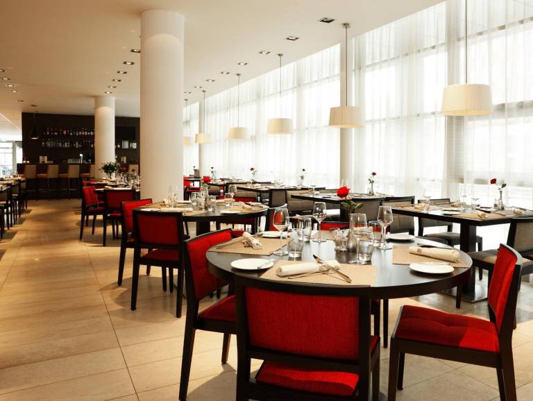 NH Amersfoort Hotel — photo 2