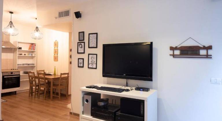 Apartment with 2 rooms for 5 persons — photo 2