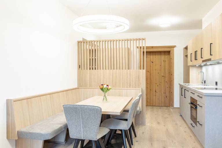 Holiday apartment with jacuzzi & terrace — photo 3
