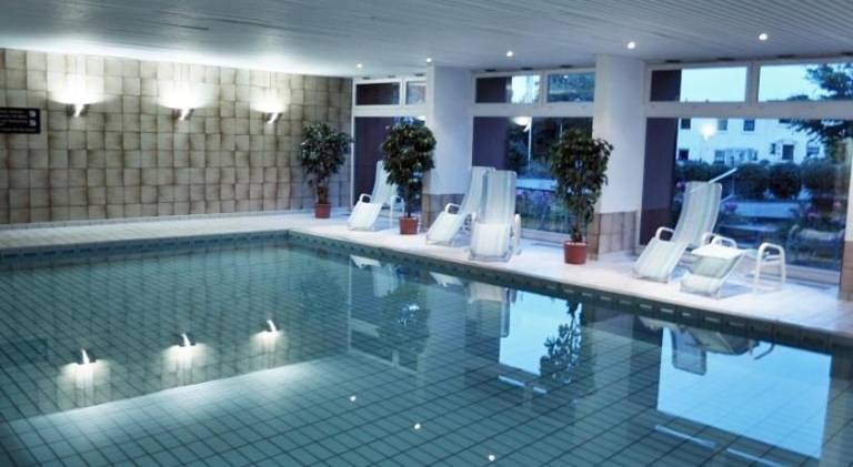 Holiday apartment with pool — photo 3