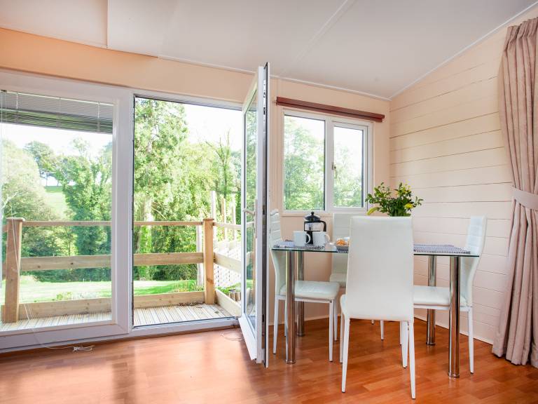 Cottage with garden | River view — photo 4
