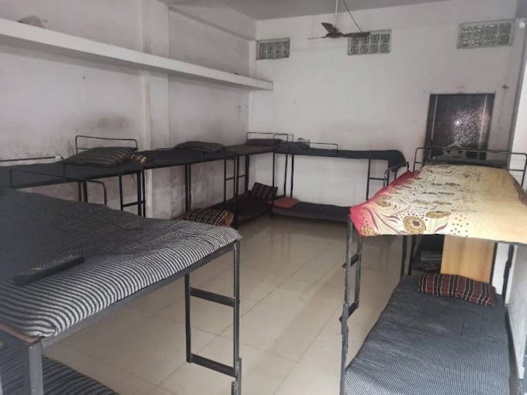 Private room Keshav Park Society