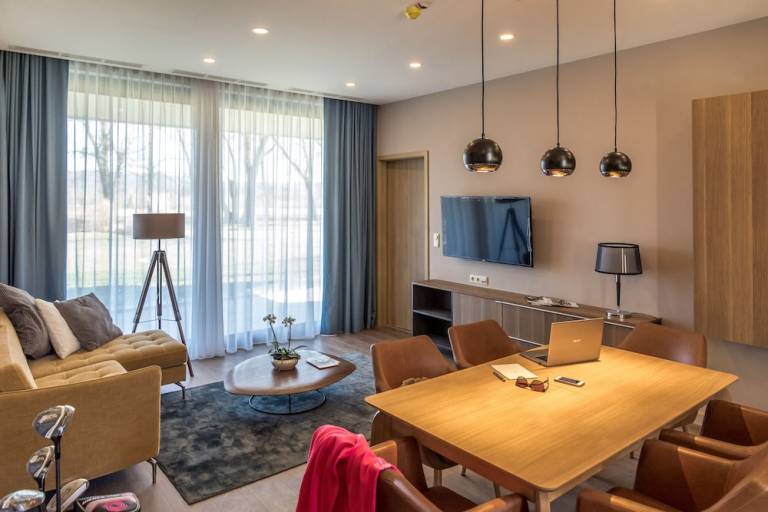 Aparthotel  Sénye