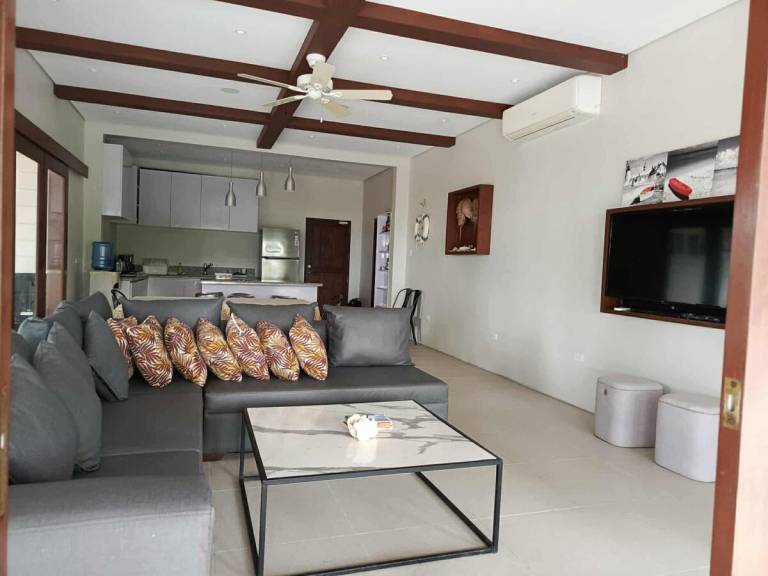 Ample vacation home | Pets are welcome — photo 2