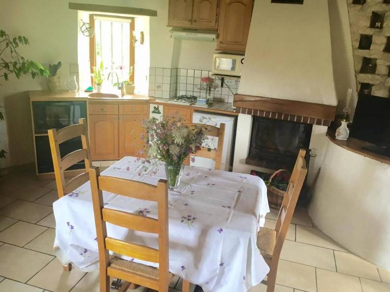 Cottage with BBQ — photo 2