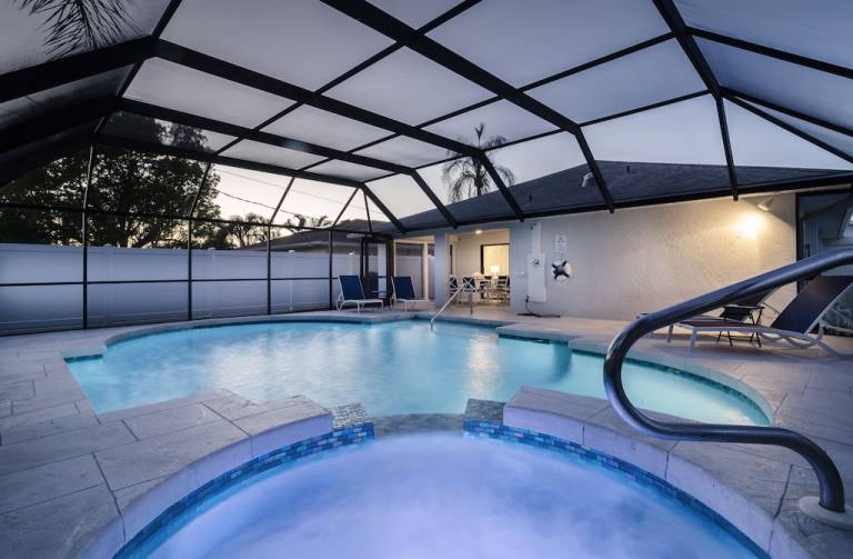 House Pelican Bay