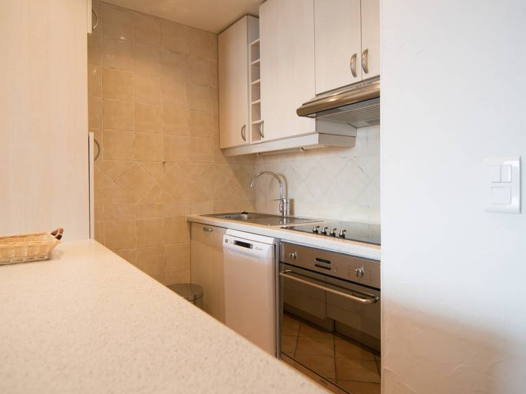 Luxury Studio 30m² near Slopes with Balcony and Wifi — photo 5