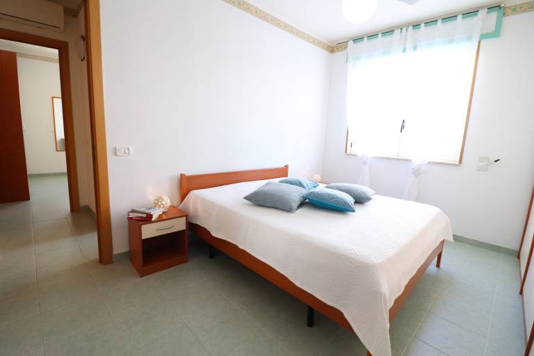 Air-conditioned Apartment "Karm" with Balcony and Great Location — photo 3