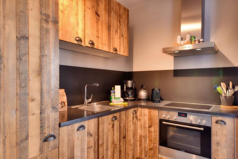 Erleben Sie maritimen Charme in der Ferienwohnung Reetkoje mit Seeblick in Binz. — photo 4