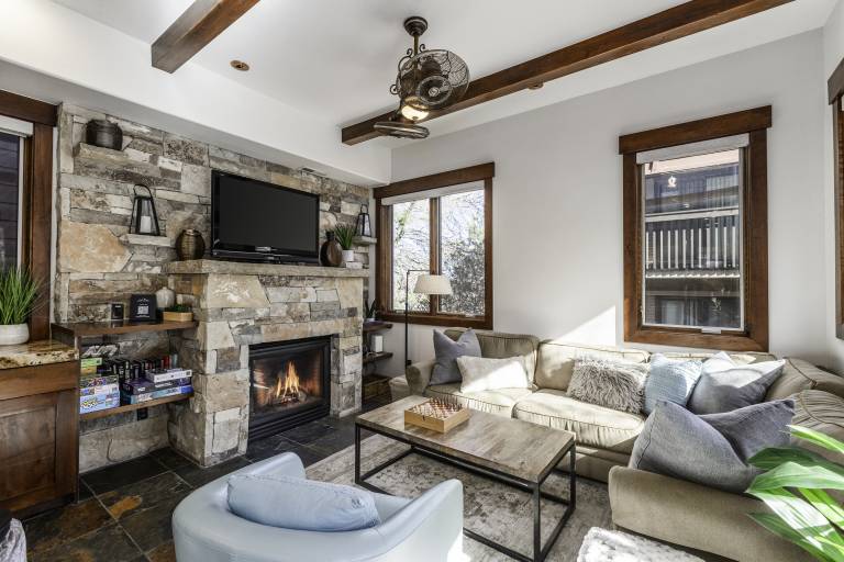 Child-friendly charming house with grill & hot tub | Mountain view | Next to the ski | Pets allowed — photo 5