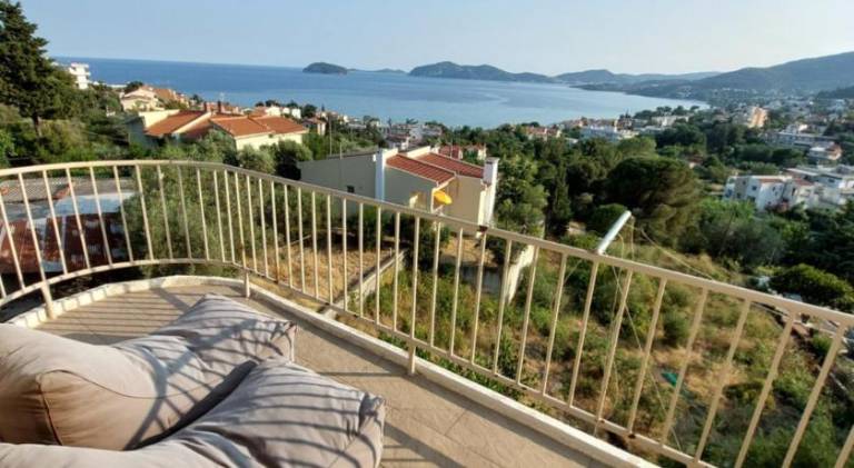 Holiday apartment with patio | Next to the beach | Pets are welcome — photo 2