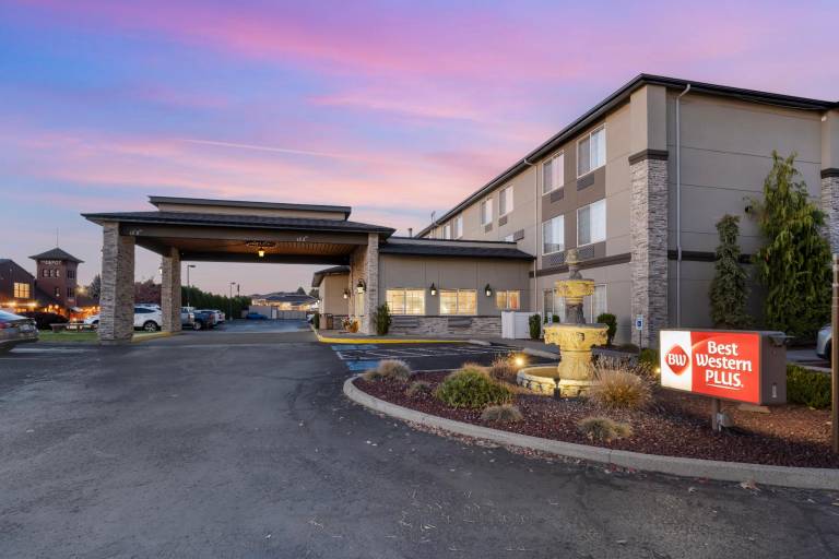 Best Western Plus Walla Walla Suites Inn in Wall, OR