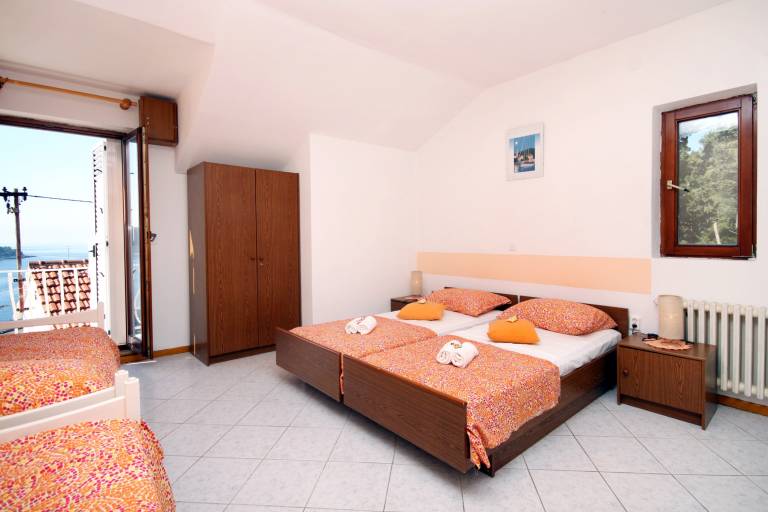 Studio flat with terrace and sea view Hvar (AS-591-a) — photo 4