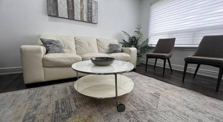 Charming vacation home | Dogs allowed in Mississauga, ON