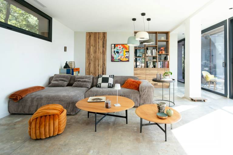 Child-friendly house with BBQ, private pool & patio | Good for workation | Pet-friendly — photo 2