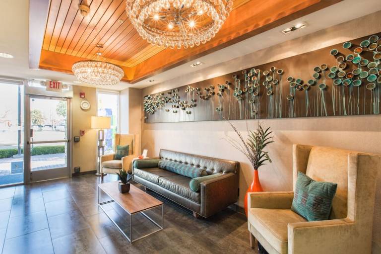 Holiday Inn Express Redwood City Central by IHG