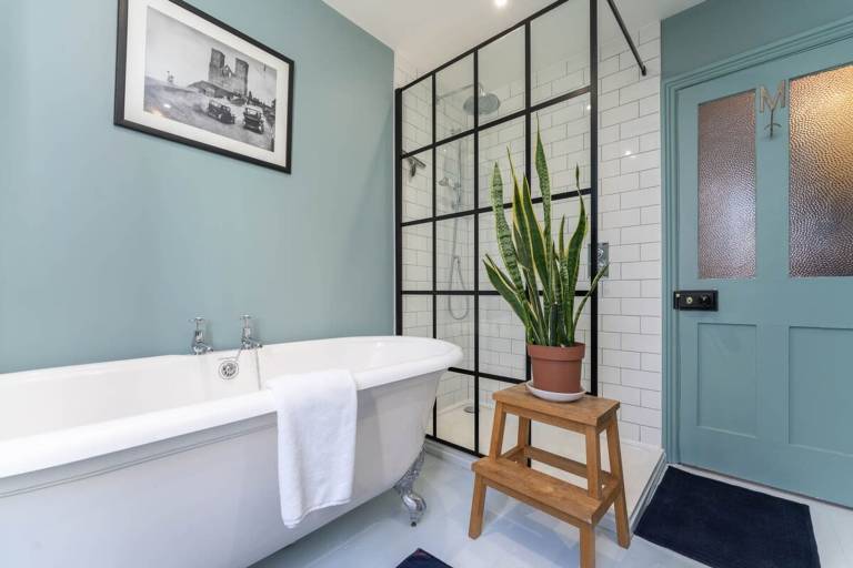 Child-friendly wonderful vacation home with garden & terrace | Close to Royal Pavilion | Dogs allowed — photo 4