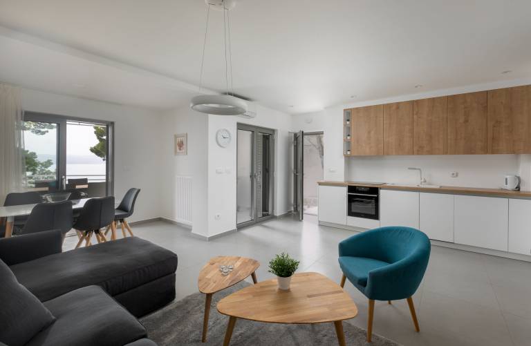 Apartment with grill, terrace & heated pool | Garden view | Beach nearby | Pets are welcome — photo 5