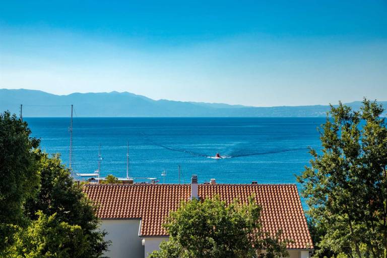 Holiday apartment | Pets are welcome in Omisalj