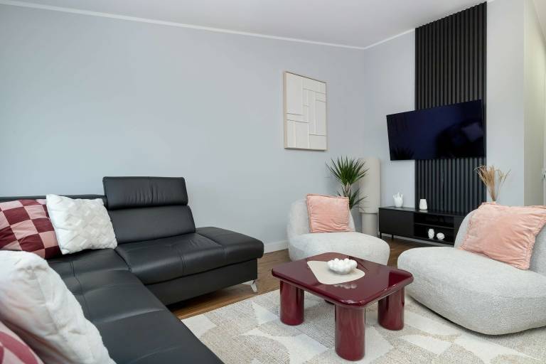 Family-oriented lovely apartment with fast internet | Near Golden Gate | Pets allowed — photo 5