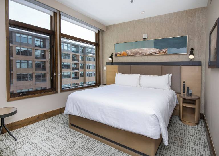 Condo  Avon