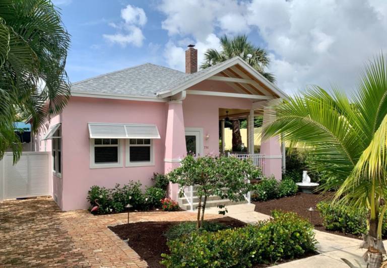 Cottage Lake Worth