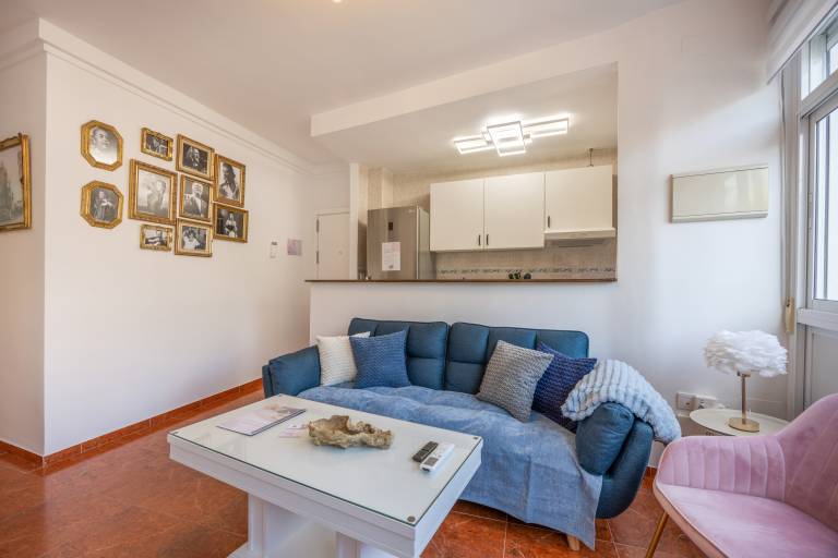 Apartment 'Apto La Justicia' with Shared Terrace, Wi-Fi and Air Conditioning — photo 2